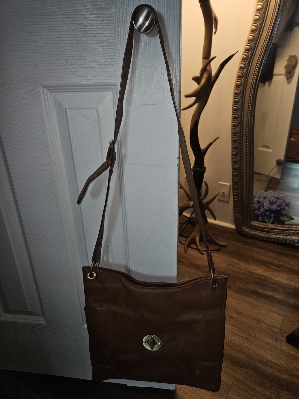 Women's Brown Leather Crossbody Bag with Gold-Tone Accent